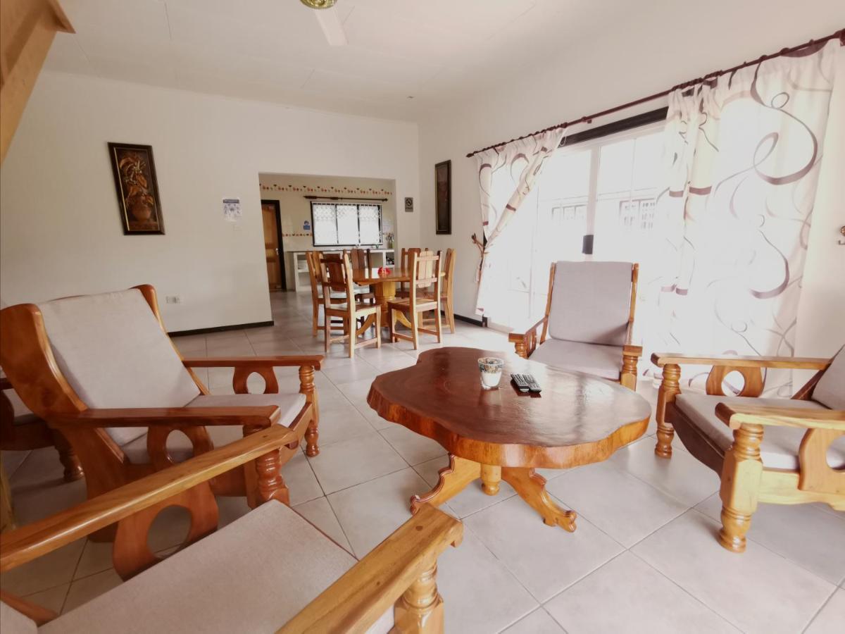 Chez Marva Grande Villa Coco 3 A 12 Personnes La Digue Exterior foto